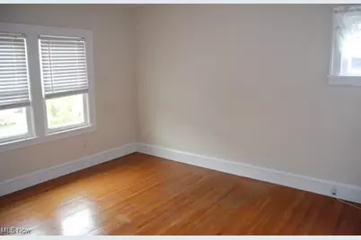 1593 Marlowe Avenue, Oakwood, OH 44107 - Photo 11