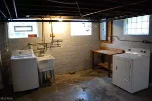 1593 Marlowe Ave, Oakwood, OH 44107 - Photo 15