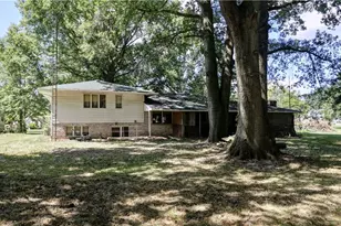 726 N 12th St, Sebring, OH 44672 - Photo 11