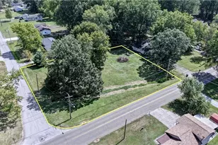 726 N 12th St, Sebring, OH 44672 - Photo 17