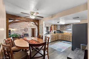 146 N 15th St, Weirton, WV 26062 - Photo 7