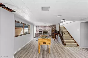 146 N 15th St, Weirton, WV 26062 - Photo 23