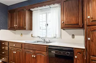 2751 E Ridgewood Cir, Zanesville, OH 43701 - Photo 15