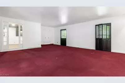 2751 E Ridgewood Circle, Zanesville, OH 43701 - Photo 23