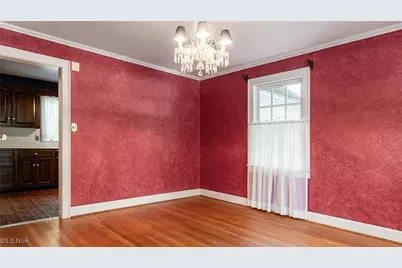 2751 E Ridgewood Circle, Zanesville, OH 43701 - Photo 13