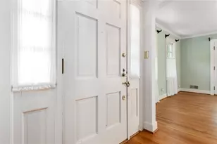 2751 E Ridgewood Cir, Zanesville, OH 43701 - Photo 5