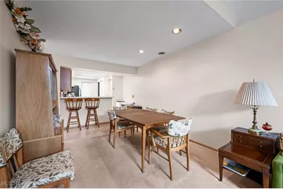 8050 Harbor Creek Drive #2402, Mentor on the Lake, OH 44060 - Photo 7