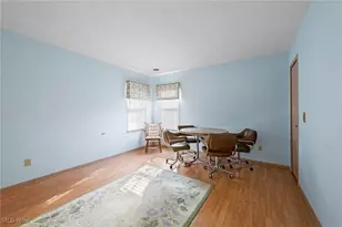 8050 Harbor Creek Dr, Mentor on the Lake, OH 44060 - Photo 15