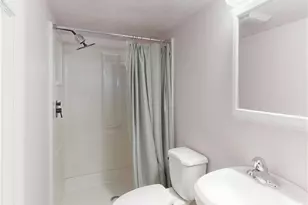 653 Washington Ave, Barberton, OH 44203 - Photo 25