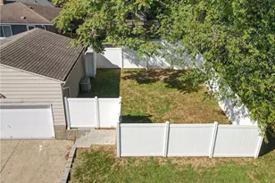 653 Washington Ave, Barberton, OH 44203 - Photo 31