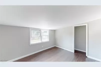 653 Washington Avenue, Barberton, OH 44203 - Photo 19