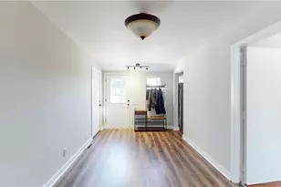 653 Washington Ave, Barberton, OH 44203 - Photo 11