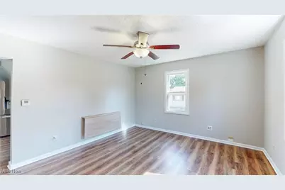 653 Washington Avenue, Barberton, OH 44203 - Photo 5