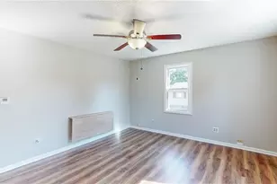 653 Washington Ave, Barberton, OH 44203 - Photo 5