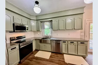 1206 Foster Avenue, Cambridge, OH 43725 - Photo 9