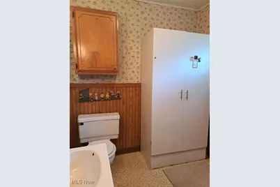 139 East Street, Lore City, OH 43755 - Photo 31