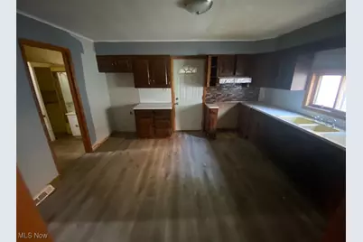 6618 Collier Avenue, Loveland, OH 44105 - Photo 5