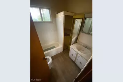 6618 Collier Avenue, Loveland, OH 44105 - Photo 7