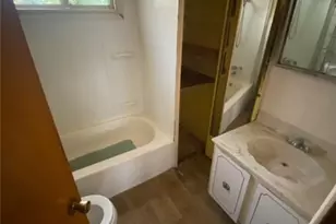 6618 Collier Ave, Loveland, OH 44105 - Photo 7