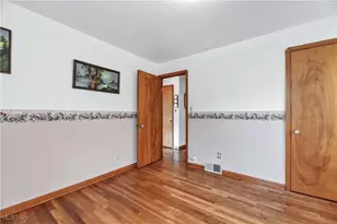 5714 Stickney Ave, Loveland, OH 44144 - Photo 17