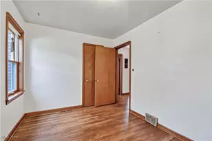 5714 Stickney Ave, Loveland, OH 44144 - Photo 15