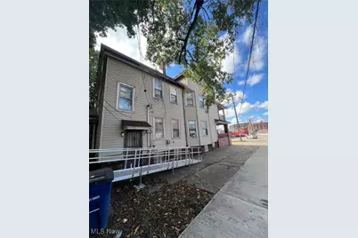 945 E 77th Street, Loveland, OH 44103 - Photo 11