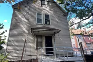 945 E 77th St, Loveland, OH 44103 - Photo 9