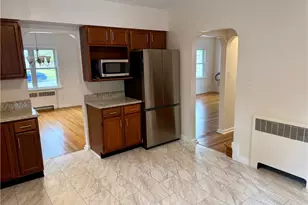 823 Washington Ave, Cuyahoga Falls, OH 44221 - Photo 9