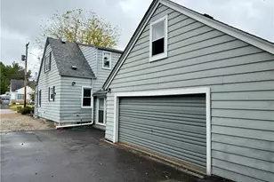 823 Washington Ave, Cuyahoga Falls, OH 44221 - Photo 29