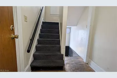 826 Michigan Avenue, Youngstown, OH 44504 - Photo 9