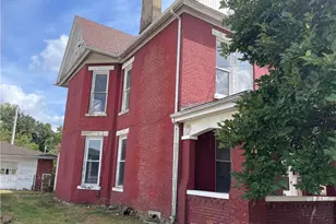 48 S Main St, Roseville, OH 43777 - Photo 3