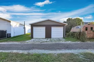 814 Main St, Caldwell, OH 43724 - Photo 23