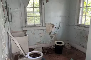 737 Vernon Odom Blvd, Akron, OH 44307 - Photo 17