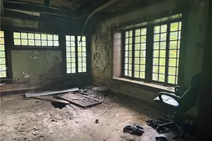 737 Vernon Odom Blvd, Akron, OH 44307 - Photo 9