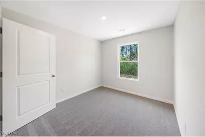 2918 Forest Lane, Lorain, OH 44053 - Photo 7