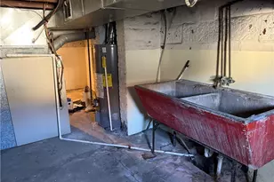 1105 N 6th St, Martins Ferry, OH 43935 - Photo 37