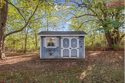 10666 Wilma Avenue NE, Alliance, OH 44601 - Photo 31