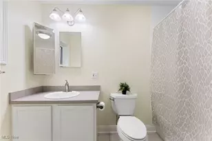 2013 W 58th St, Loveland, OH 44102 - Photo 29