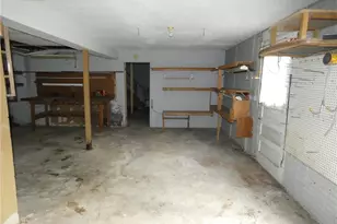 820 Mariann Dr, Martins Ferry, OH 43935 - Photo 21