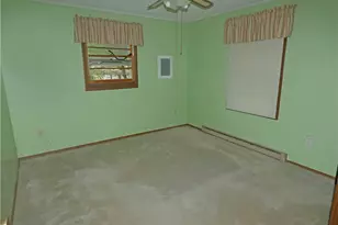 820 Mariann Dr, Martins Ferry, OH 43935 - Photo 17