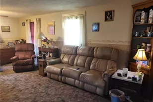 60490 Main St, Jacobsburg, OH 43933 - Photo 5