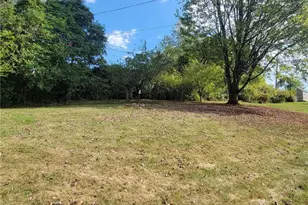 203 Mellwood Dr, Toronto, OH 43964 - Photo 11