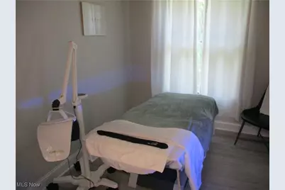 880 Mull Avenue, Akron, OH 44313 - Photo 11