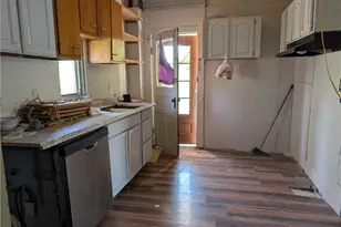 1236 Gomber Ave, Cambridge, OH 43725 - Photo 7