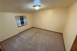 3296 Cricket Dr, Youngstown, OH 44511 - Photo 21