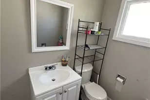 537 E 118th St, Loveland, OH 44108 - Photo 9