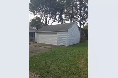 582 Roxbury Avenue, Youngstown, OH 44502 - Photo 11