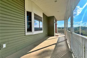 17583 Davis Ridge Rd, Caldwell, OH 43724 - Photo 9