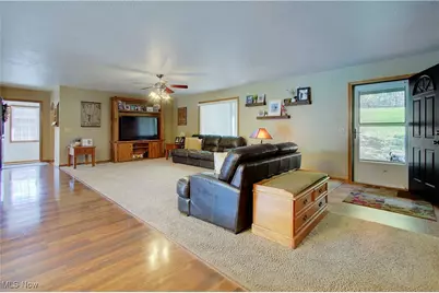14015 Stimmel Street NE, Paris, OH 44669 - Photo 9