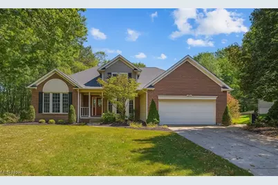 2885 Valley Road, Cuyahoga Falls, OH 44223 - Photo 1